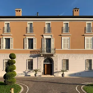 https://bb-i-due-castelli.it-lombardy.com
